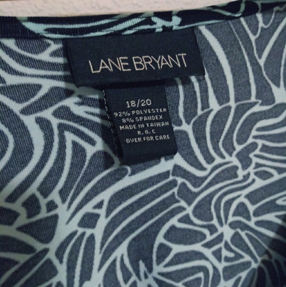 Lane Bryant twist accent top - Picture 5 of 6